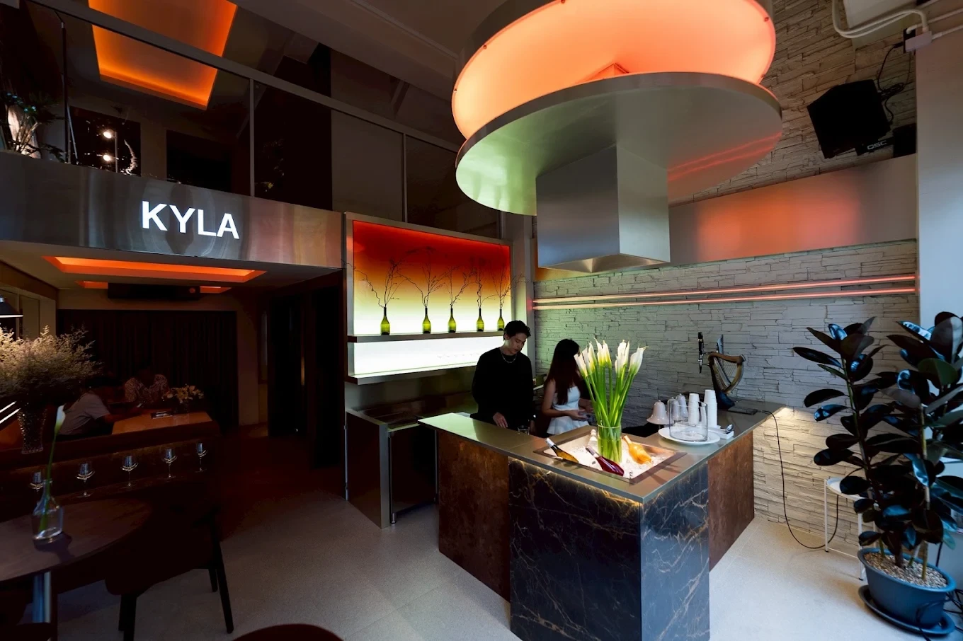 The bar at KYLA Gallery & Wine Bar in Bangkok